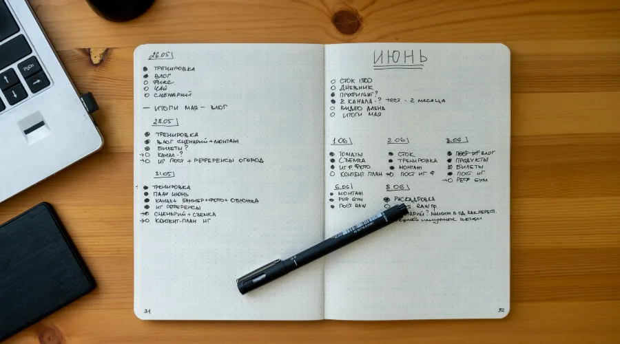 membuat outline buku