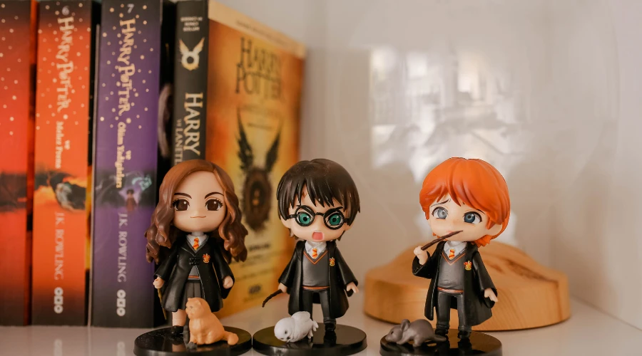 menulis cerita fantasi