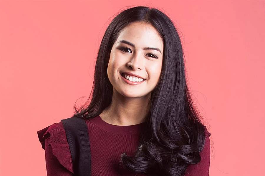 biography text maudy ayunda