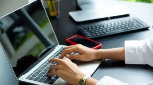 cara konsisten menulis novel