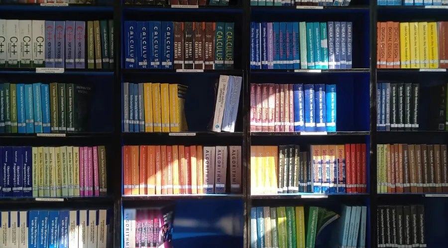 menentukan sasaran pembaca buku