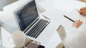 cara menulis novel yang baik dan benar