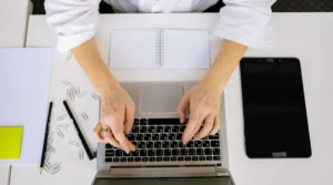 contoh pembukaan novel yang menarik