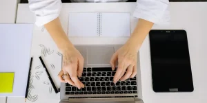 contoh pembukaan novel yang menarik