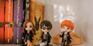 menulis cerita fantasi